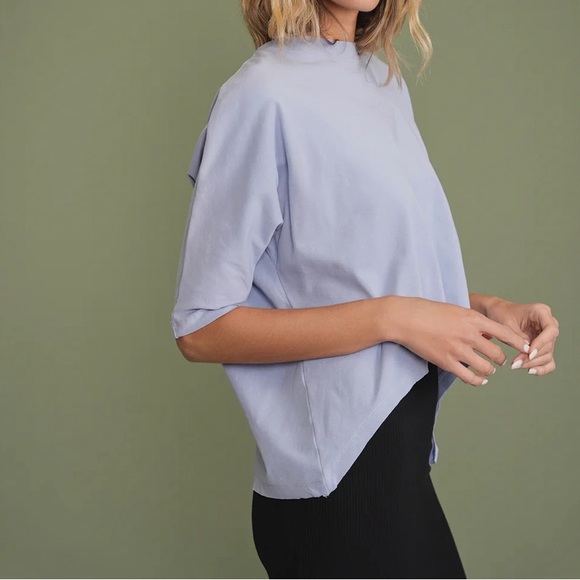 Udel NY Oversized Tee - Picture 3 of 3